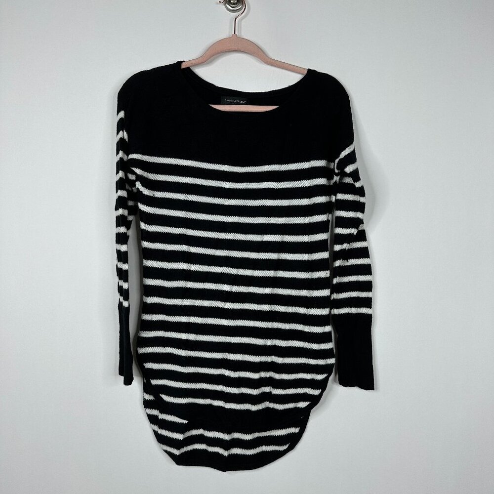 2/$30 Banana Republic Baseball-Style Striped Hem Tunic Black and White #A1377